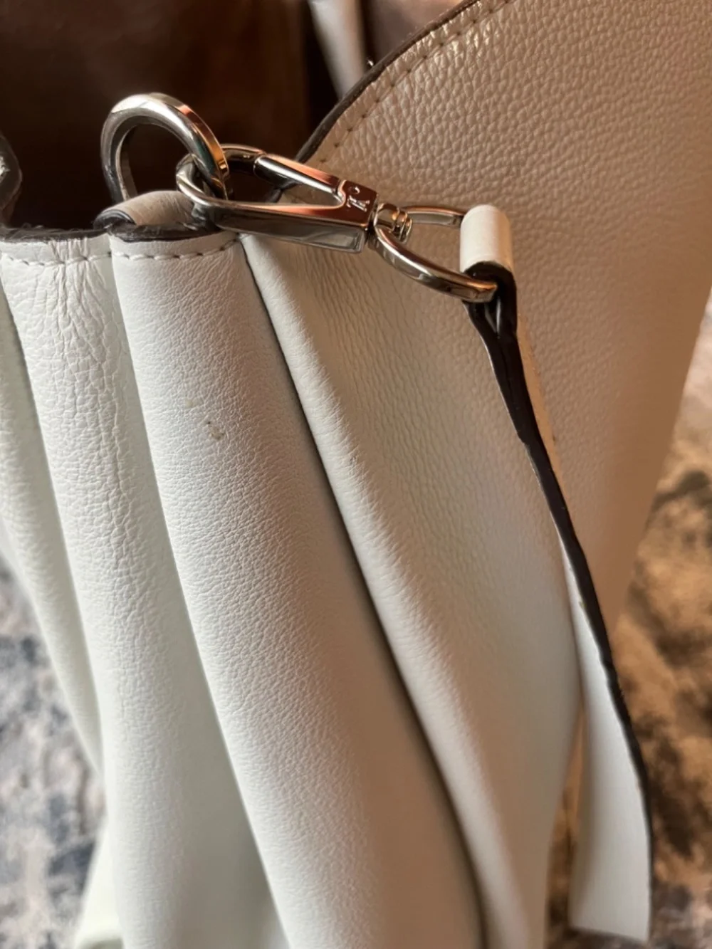 Authentic LV White Babylone